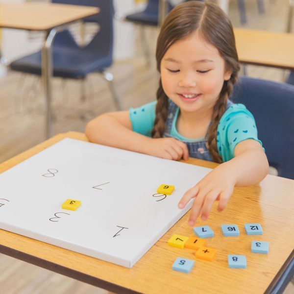 Обучающая игра Домино сложения и вычитания Educational Insights (Learning Resources) 2939 фото